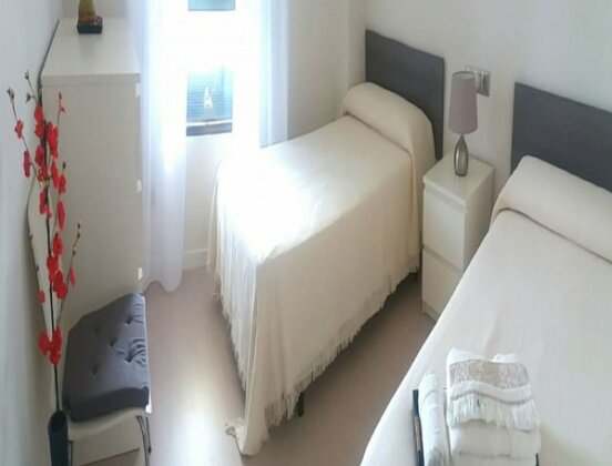 Malaga 103327 2 Bedroom Apartment By Mo Rentals - Photo4