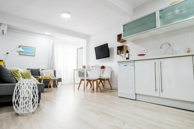Malaga City Apartment - Photo2