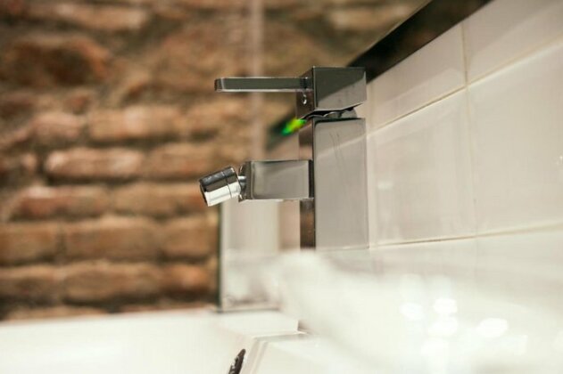 Quiet & Exclusive Apartment Historic Center - Photo3