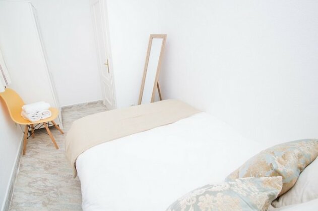 Spacious and Bright Apartment by La Recepcion - Photo4