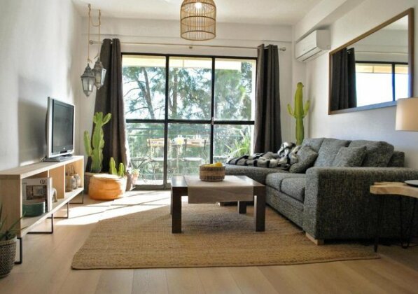 THE BOHO-CHIC OASIS lovely city center apartment