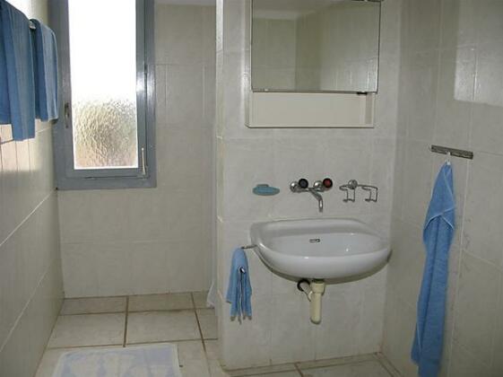 109f - Photo3