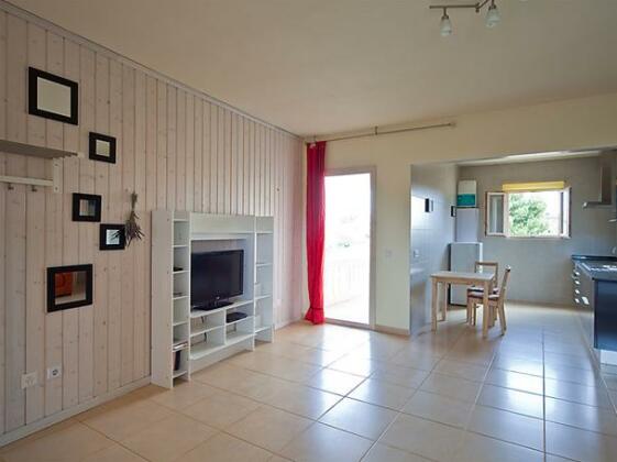241 E - Photo5