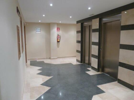 Marina Del Castillo 2129 - Photo2