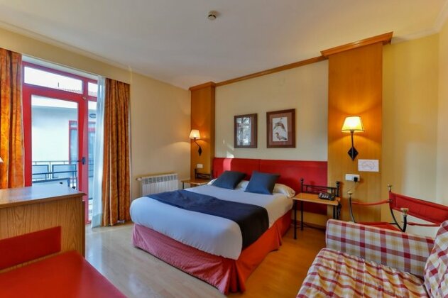 Hotel El Cruce Manzanares - Photo2