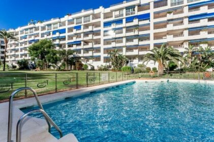 By Riva - Beautiful 1 Bedroom Chic Apartment in Banus Gardens
