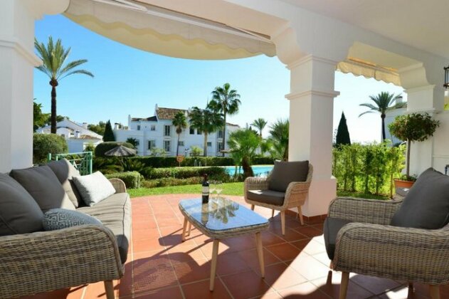 Marbella Holiday & Golf Apartment - Photo2