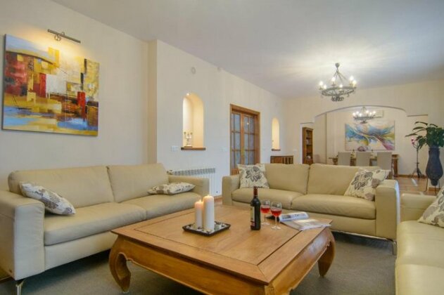 Villa Montecarlo - Photo3