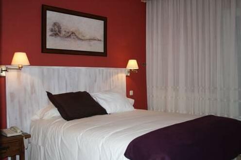 Hotel Cuatro Calzadas - Photo2