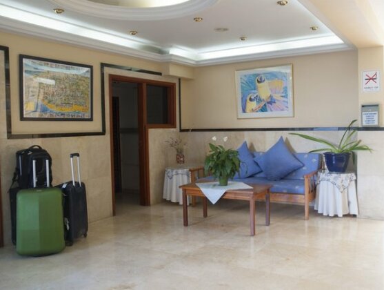 Apartamentos Tamaran - Photo4