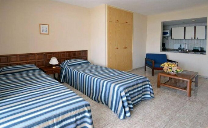 Aparthotel Veril Playa - Photo4