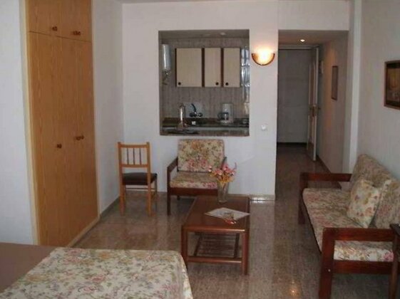 Aparthotel Veril Playa - Photo5