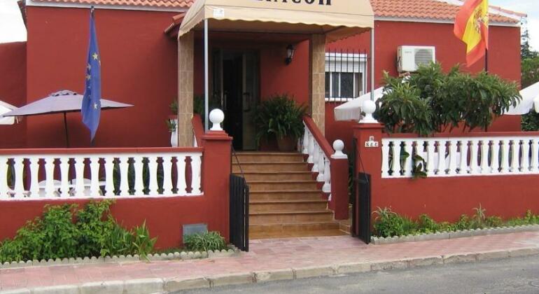 Hostal Manolo Almonte - Photo2