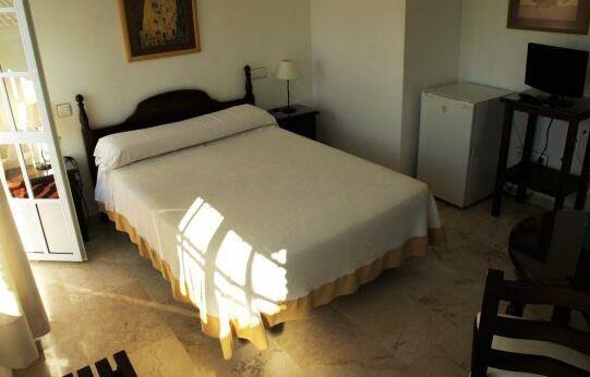 Hostal Victoria Matalascanas - Photo4