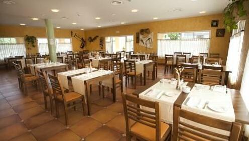 Hotel Restaurante La Alhama - Photo4