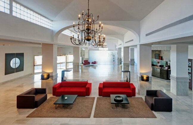 Tryp Melilla Puerto Hotel - Photo4