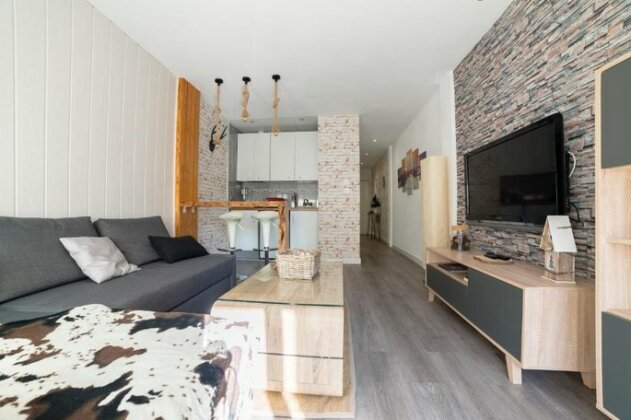 Bed and Snow Deal Apartment - Photo3