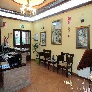 La Encina Centenaria - Photo2