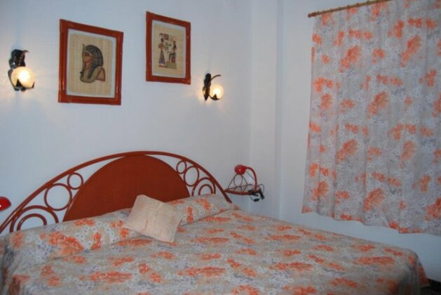 Villa Maria Beach Villa - Photo4