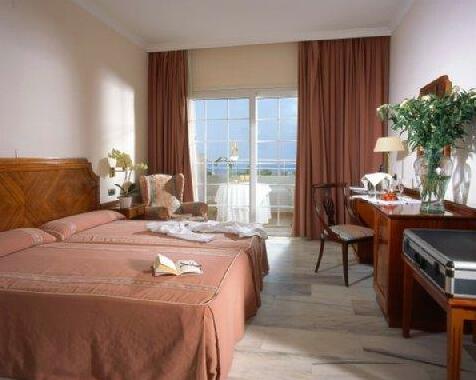 Elba Motril Beach & Business Hotel - Photo2