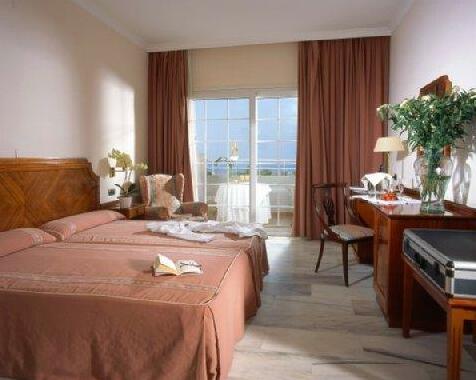 Elba Motril Beach & Business Hotel - Photo2