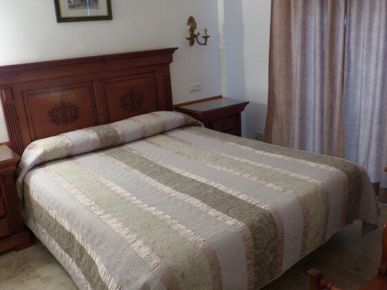 Hostal Dianes - Photo3