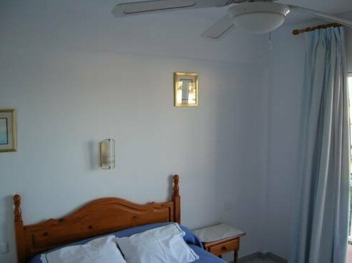 Hostal Estrella del Mar Nerja - Photo4
