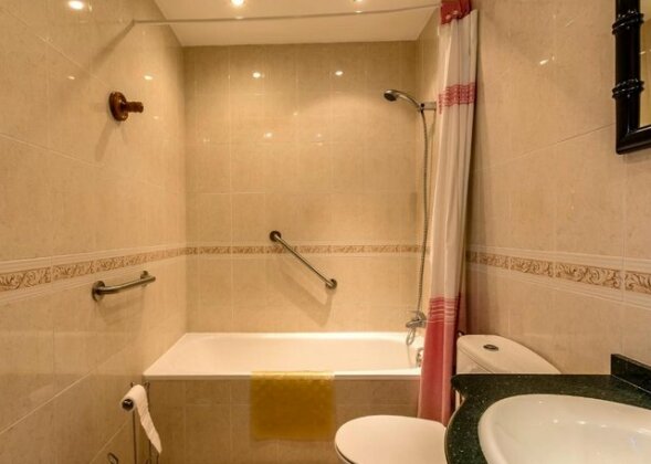 Luxurious Carabeo 2000 1 3 - Photo5