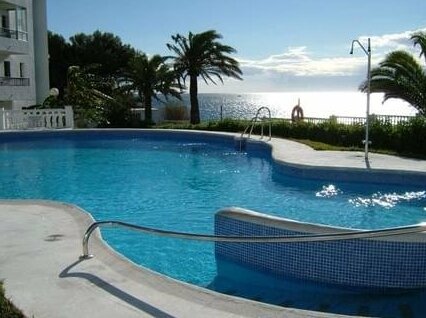 Pool Apartments Nerja - Photo3