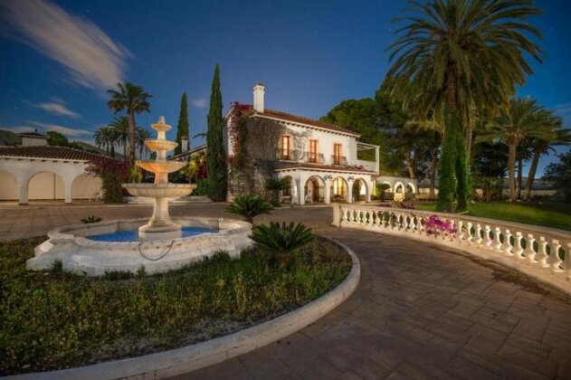 Incredible Luxury & Historical Mansion