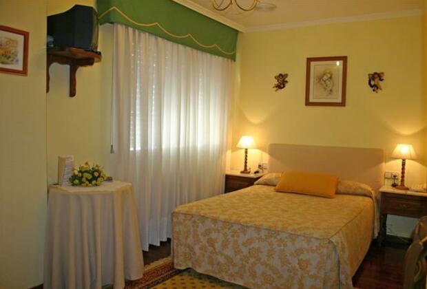 Hotel O Pino - Photo2