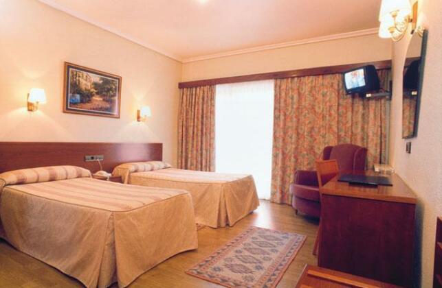 Hotel Lintzirin Oiartzun - Photo3