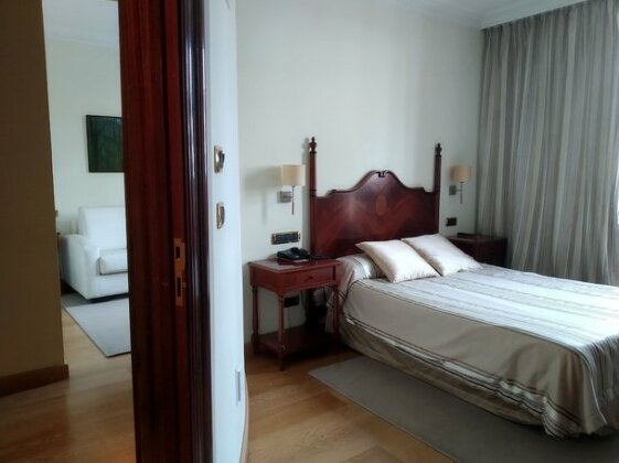 Hotel Campoamor Oviedo - Photo4