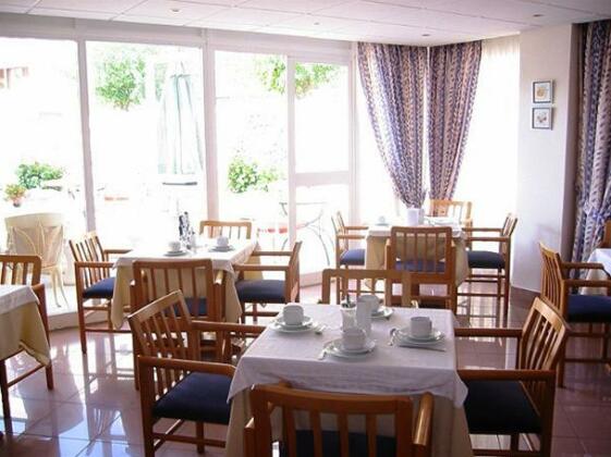Hostal Residencia Sutimar - Photo3
