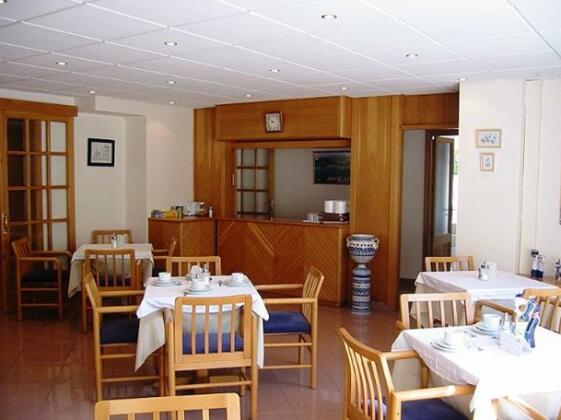 Hostal Residencia Sutimar - Photo4