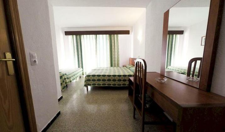 Hostal Lido El Arenal - Photo4