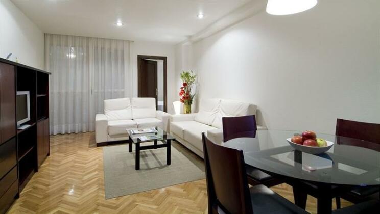 Apartamentos Mendebaldea Suites - Photo4