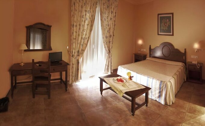Albenzaire Hotel Asador - Photo4