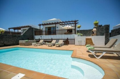 Luxury villa with private heated pool and jacuzzi Fuerteventura
