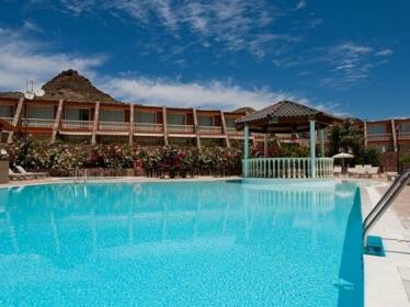 Tauro Resorts