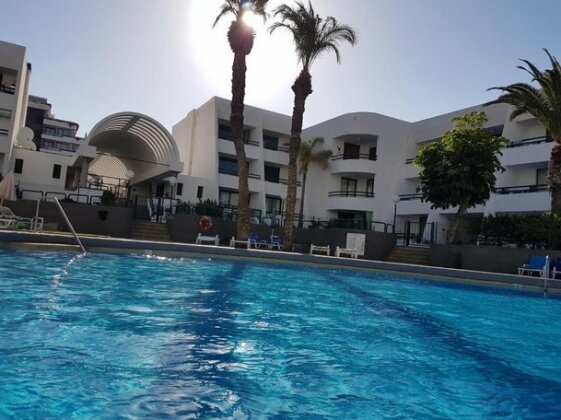 Apartment Casa Palmera only 150 meters to the beach heated pool wifi SAT-TV balcony with poolvie