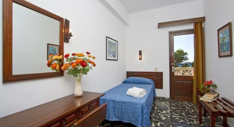Hostal Oriola Pollenca - Photo5