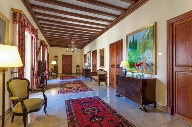 Hotel Llenaire - Photo3