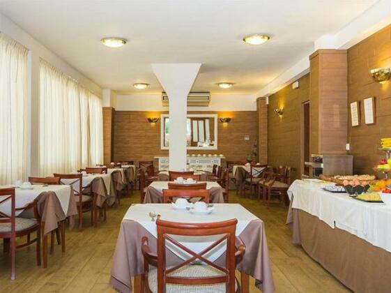 Hotel Villa Singala - Photo5