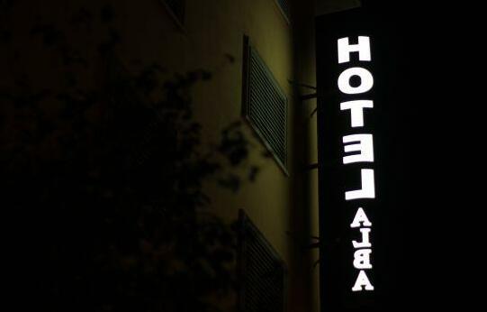 Hotel Alba Pucol
