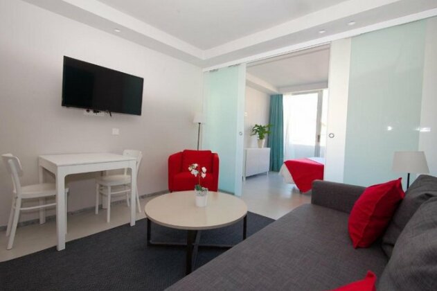 Iriarte 52 Apartments - Photo2