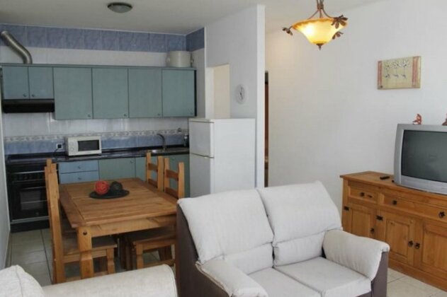 Apartment in Puerto del Carmen - 103287 by MO Rentals - Photo5