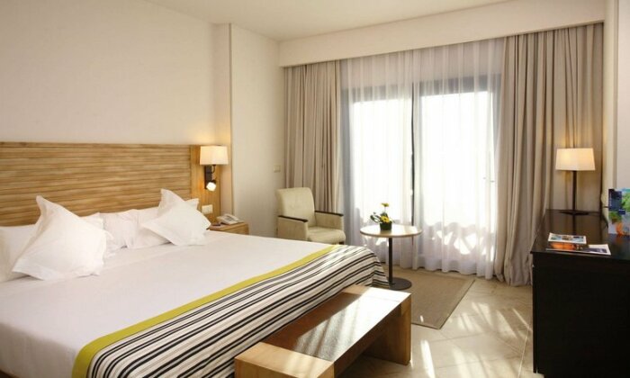 Barcelo Punta Umbria Beach Resort - Photo5