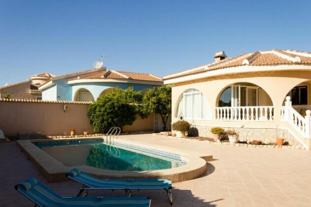 House in Quesada with swiming pool
