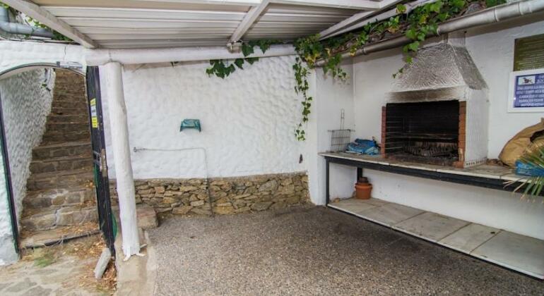 Agi Rodas Apartments - Photo2